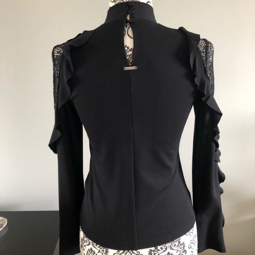 Guess top with lace sleeves. Black, size S. NWT